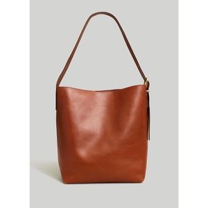 EUC Worn three times! Madewell The Essential Bucket Leather Tote/Warm Cinnamon